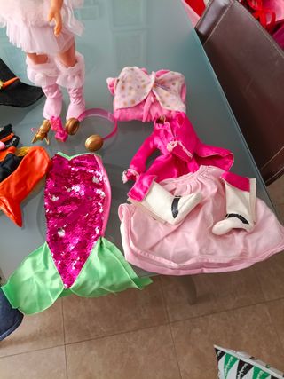 Muñeca Nancy + Ropa