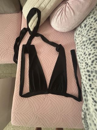 Top negro halter