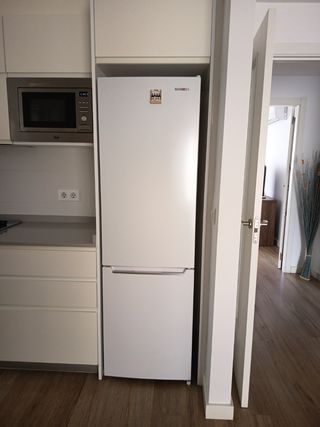 Nevera Rommer - Blanca - 2 puertas