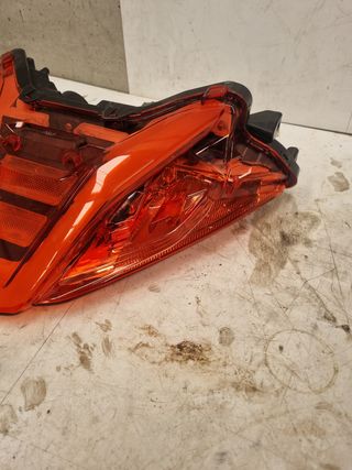 Luz trasera Honda Forza 350