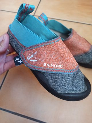 Pies de gato escalada niño Simond T. 32-33