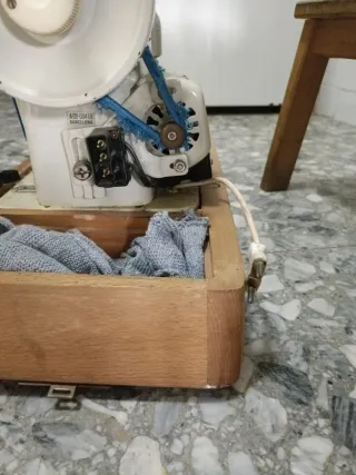 Máquina de coser Singer Antigua