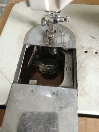 Máquina de coser Singer Antigua