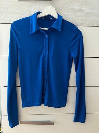Camisa azul manga larga