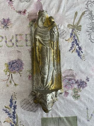 Virgen con Niño antigua de piedra