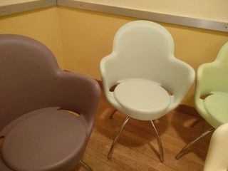 5 sillas Gogo diseño italiano