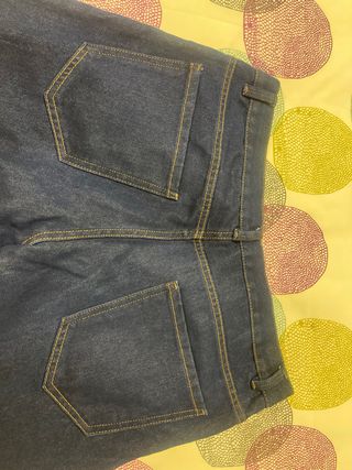 Pantalones vaqueros azul marino