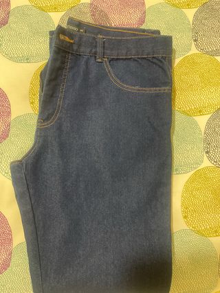 Pantalones vaqueros azul marino