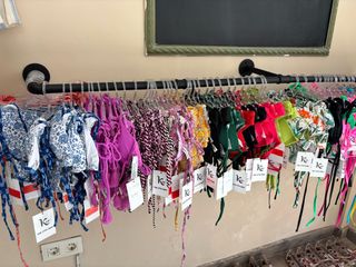 RESTOS DE TIENDA BAÑADORES / BIKINIS 