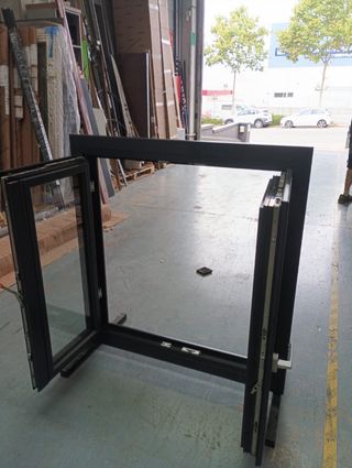 Ventana PVC Gris 7016 mate