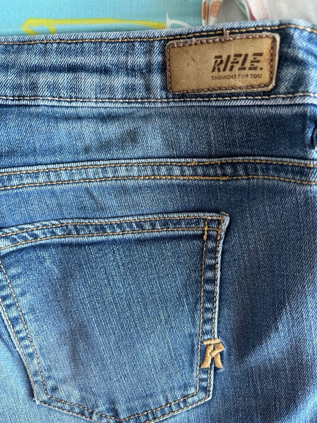 Maglia floreale & Jeans