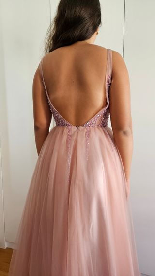 Vestido fiesta rosa brillante