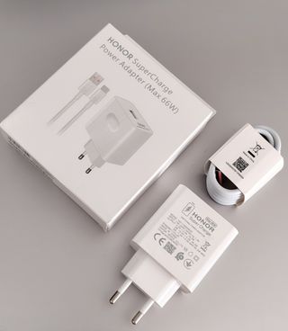 Caricatore USB-C HONOR SuperCharge da 66 W con cavo USB