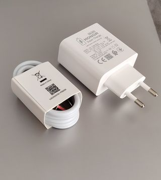 Caricatore USB-C HONOR SuperCharge da 66 W con cavo USB