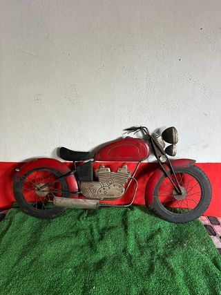 Moto decorativa chapa metálica