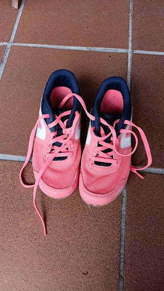 Zapatillas clavos varias tallas