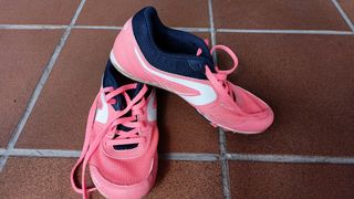 Zapatillas clavos varias tallas