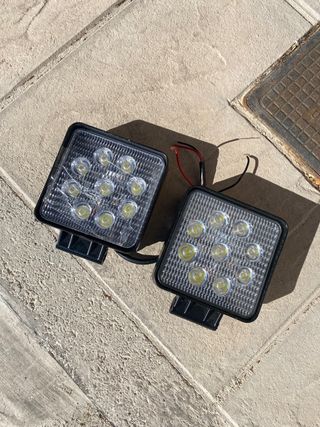 2 Focos LED Cuadrados nuevos 