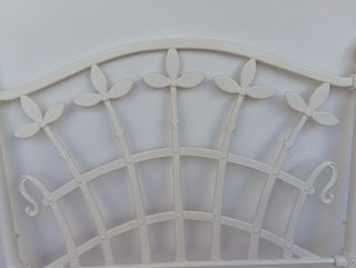 Cabeceros forja 90cm blancos
Los dos por 50 euros 