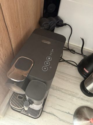 Cafetera Nespresso Lattissima One