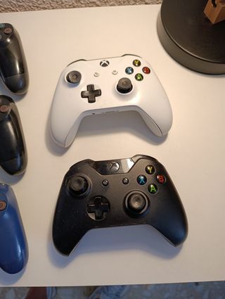 Mandos PS4 (PlayStation 4) y 2 xbox one sin probar