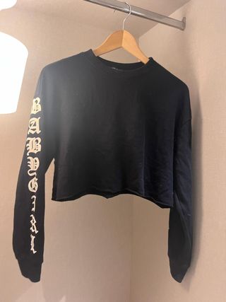 Crop top negro manga larga 
