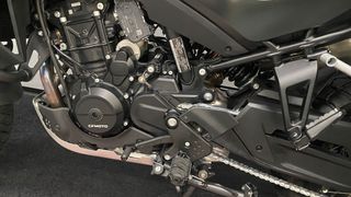 CFMOTO 800 MT NEGRA