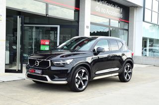 Volvo XC40 Momentum Exclusive+camara trasera+Naveg