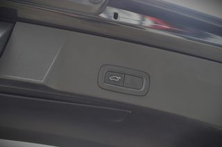 Volvo XC40 Momentum Exclusive+camara trasera+Naveg