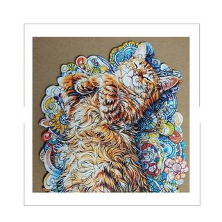 Puzzle rompecabezas de madera. Gato