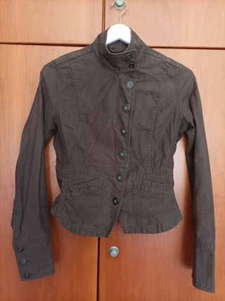 Chaqueta marrón mujer