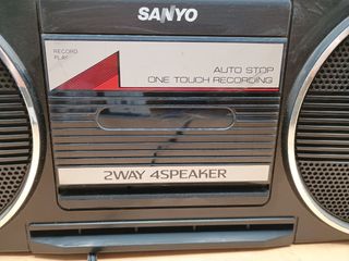 Radiocasete SANYO M9709K