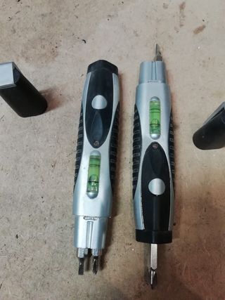 2 tornabis Tangit con nivel