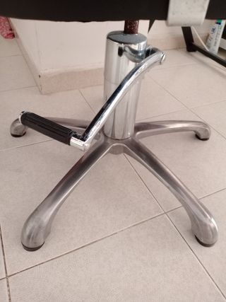 2 poltrone da parrucchiere - Pelle sintetica