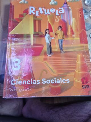 Ciencias sociales. 3 Primaria. Revuela. Castill...