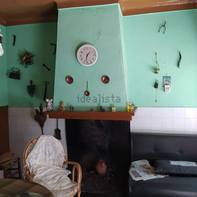 REF 25080- ENCANTADORA CASA DE PUEBLO