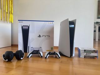 PS5 + 2 controller + 6 giochi | Cuffie gratuite