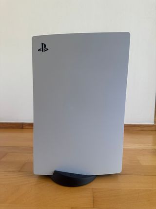 PS5 + 2 controller + 6 giochi | Cuffie gratuite