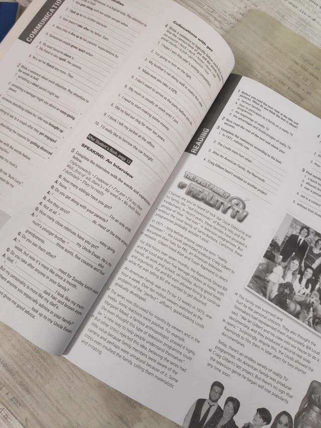 Pack LIVING ENGLISH 1 BACH Burlington Books