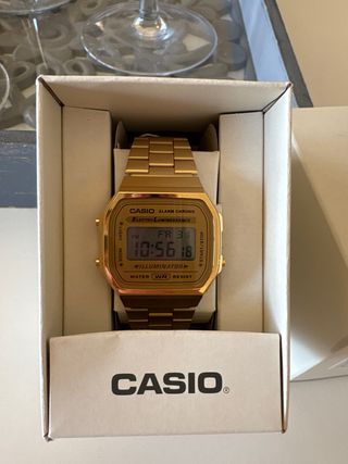 Reloj Casio dorado mujer