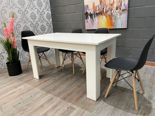Mesa Comedor Blanca + 4 Sillas