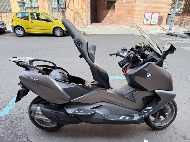 BMW C650 GT impecable Siempre garaje Todo al día