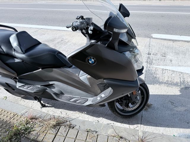 BMW C650 GT impecable Siempre garaje Todo al día