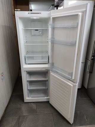 Nevera Bosch combi A++ 176x60cm no Frost garantia