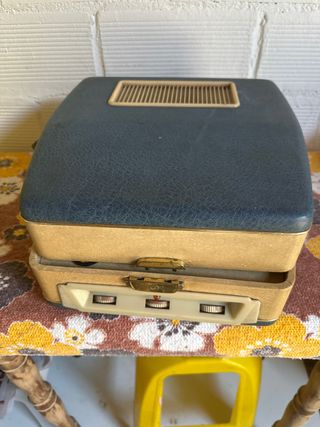 Vecchio giradischi - Vintage