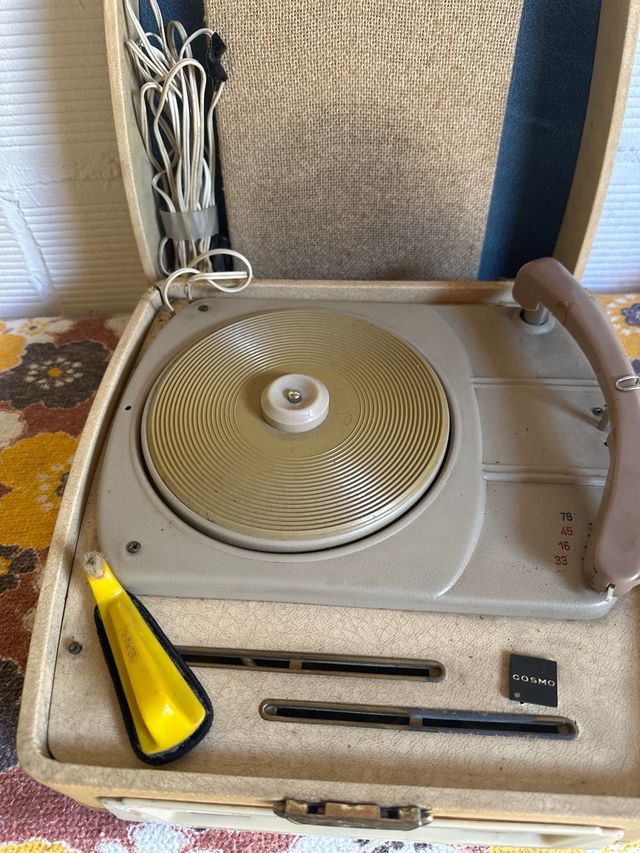 Vecchio giradischi - Vintage