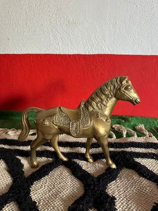 Caballo bronce antiguo