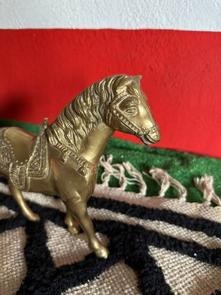Caballo bronce antiguo