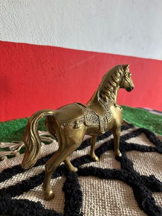Caballo bronce antiguo