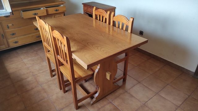 tavolo da pranzo + 4 sedie in legno